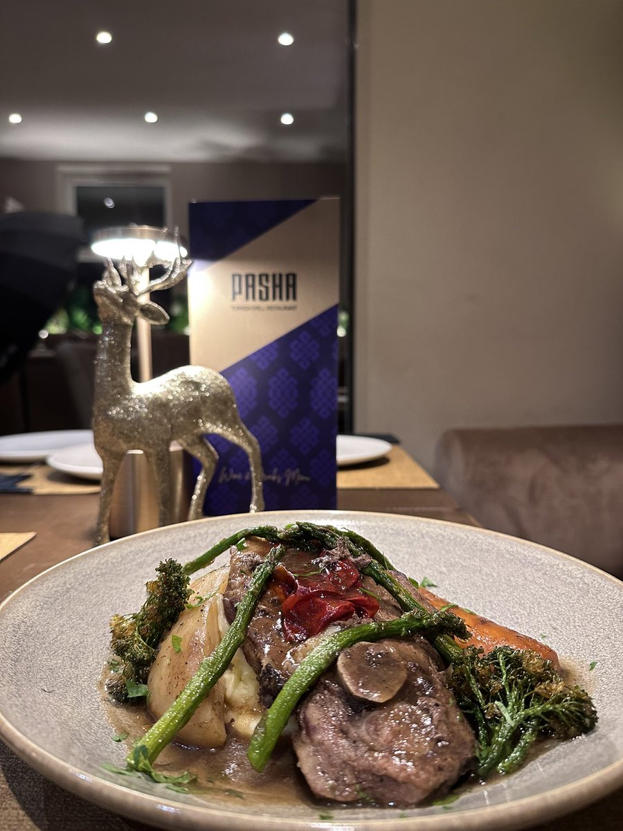 🙌🏼🎉🍻🍴Festive weekend loading…
Christmas nearly here! Limited tables — book now!

#PashaTurkish #MiltonKeynesEats #FestiveWeekend #ChristmasDining #TurkishCuisine #AwardWinning #MKFoodies
