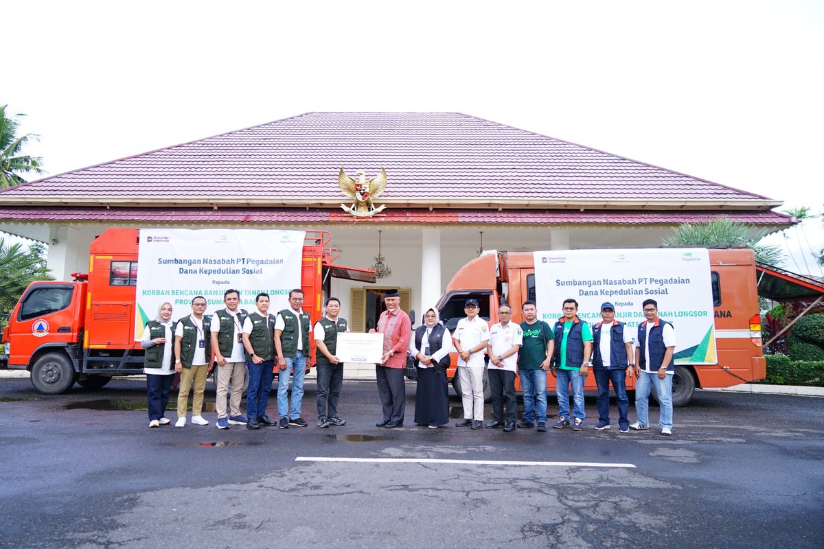 maswir42's tweet photo. Pegadaian Berikan Bantuan kepada Masyarakat Bencana Banjir dan Longsor di Sumatra Barat https://t.co/H55EBxy6BS
#ptpegadaian #bantuan #BENCANANASIONAL #sumbar https://t.co/v9Ny3dURBP