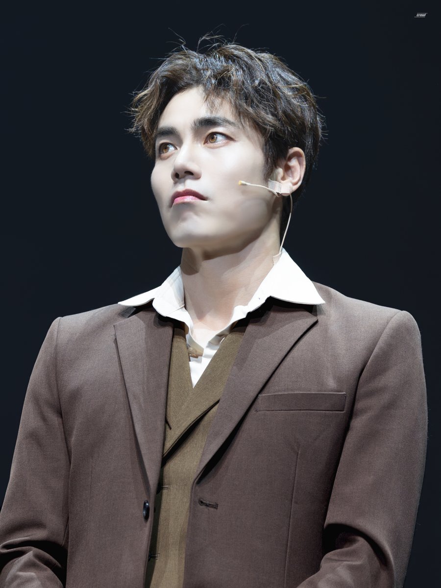 𝒄𝒓𝒂𝒘𝒍 tweet media