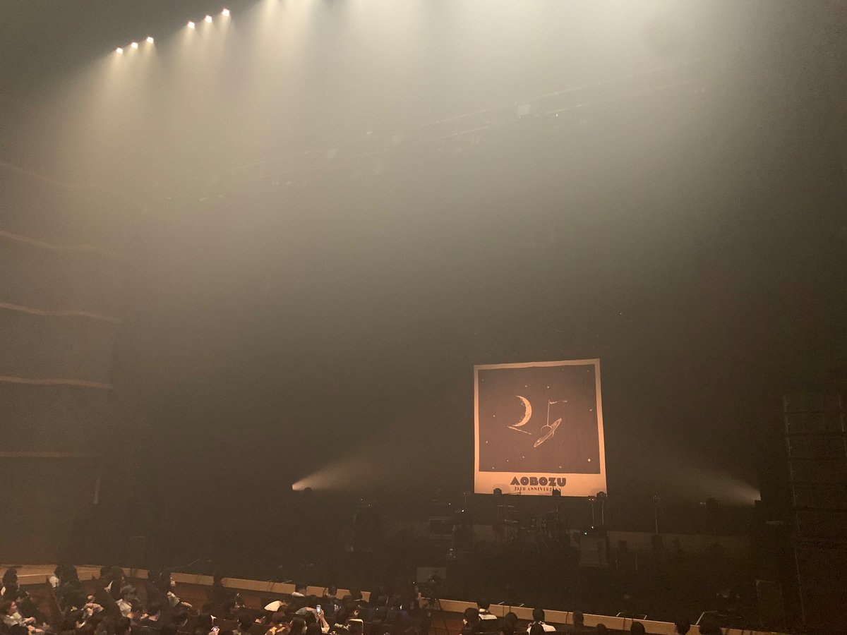 12patchpatch__'s tweet image. あっという間に過ぎていく師走
ファイナルも行きました！
全国回って、楽しさを収穫しまくってきたんだなってこのライブ観て感じた！あなたたちが笑ってると僕は嬉しいよ。
続けてくれてありがとう。
死ぬほど生きていきますわ🍺🍺🍺