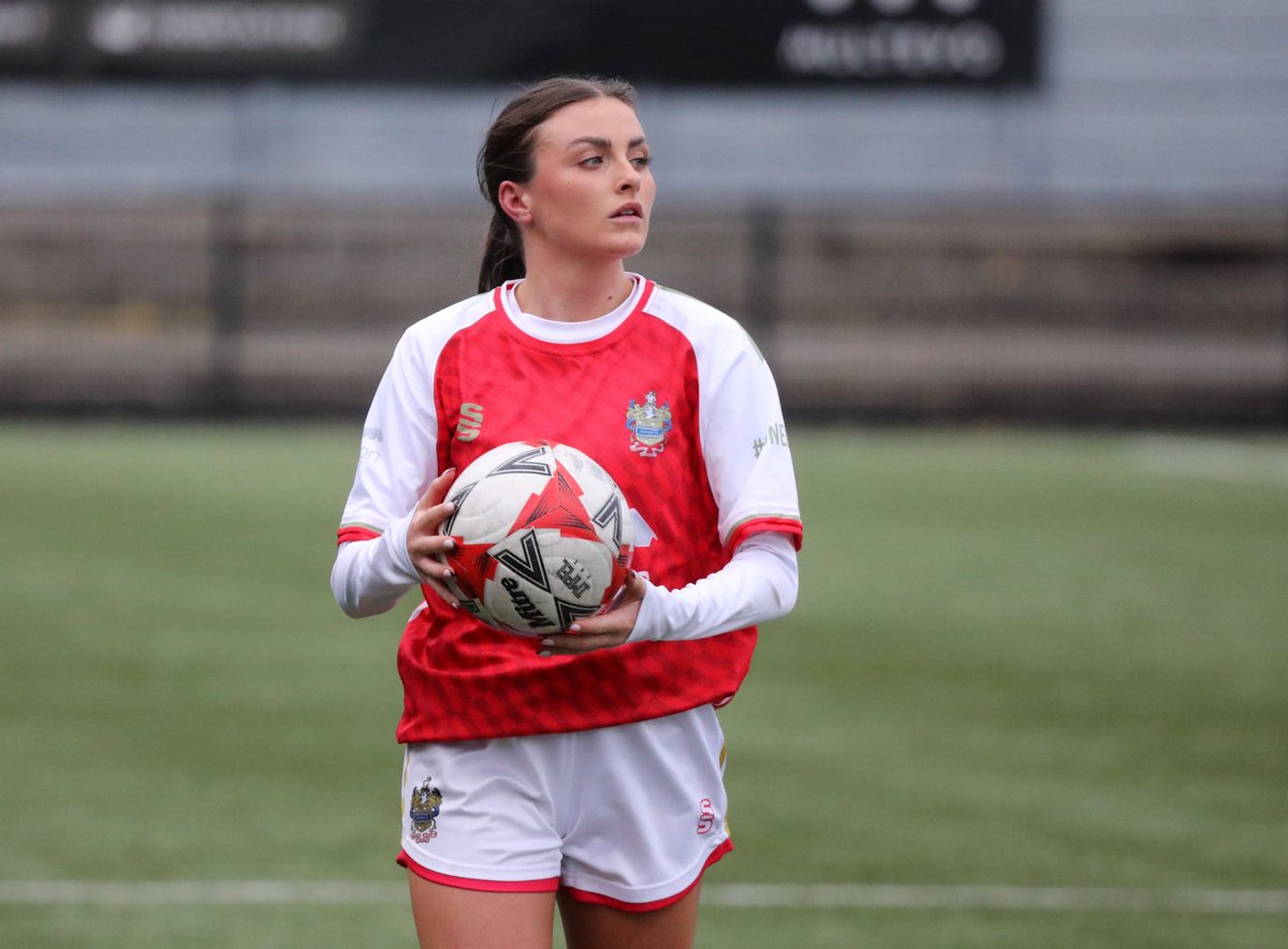 Darwen FC Ladies tweet media