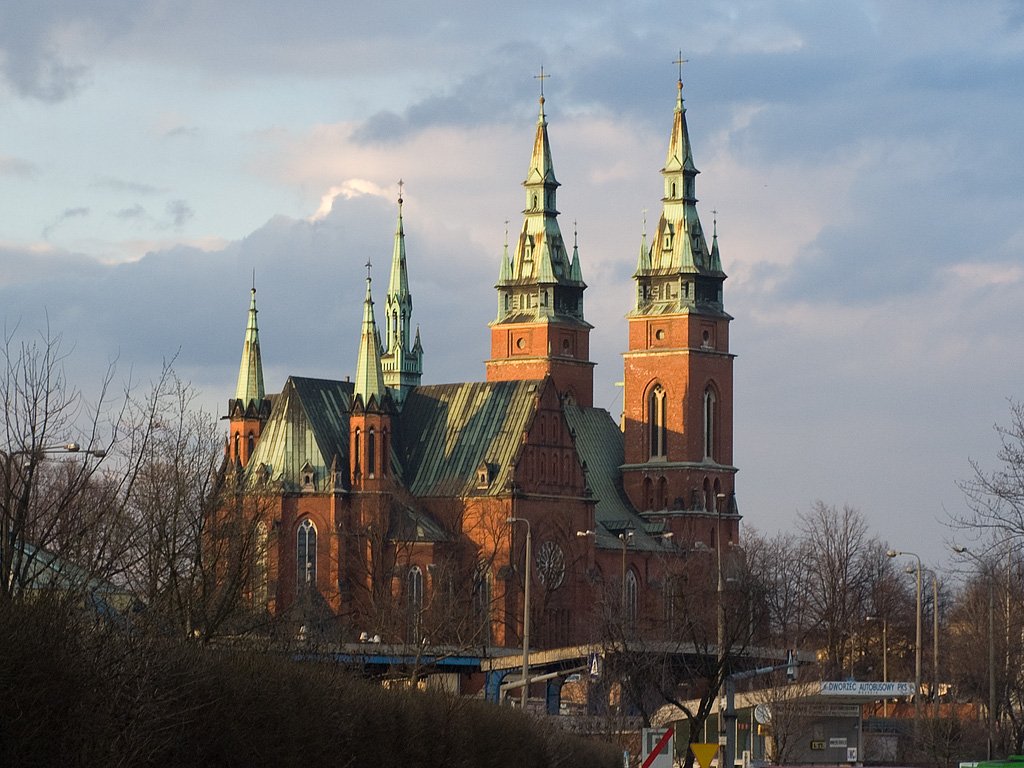 PolishChurches's tweet photo. Church of the Holy Cross in Kielce

A neo-Gothic church built between 1903 and 1913 according to a design by Stanisław Szpakowski. The church was finished in the following years, with work only completed after World War II. https://t.co/HTnLjqs0pR