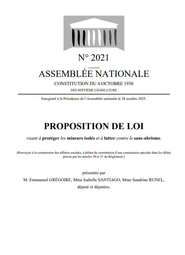 mtwit75's tweet photo. #EmmanuelGrégoire vient de faire adopter un dispositif permettant à des migrants de 45 ans de se déclarer mineurs et que leur recours contre une décision de refus de minorité soit suspensif (plusieurs mois à un an). Conséquences : saturation par des majeurs des hébergements réservés aux mineurs, et mélange de ces majeurs avec des enfants, dans les mêmes foyers.
