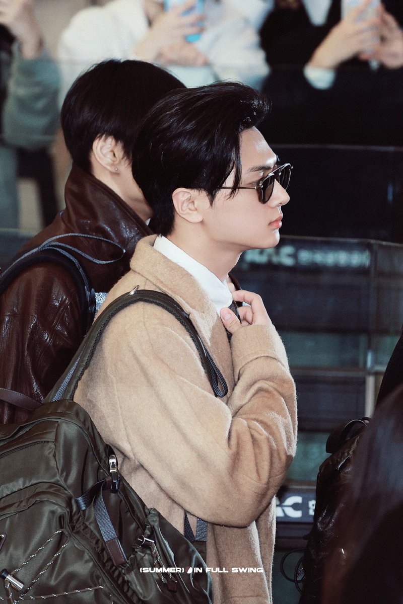 summerinfullswing tweet media