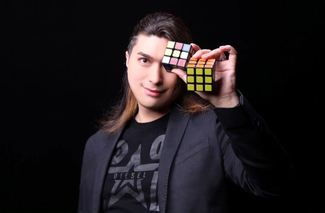 12/20(土)イベントのご案内です🫠
マジシャンのSHOTAさんをお迎えしての

日本ワイン×マジックのイベント🍷×🪄🧌

✨「Premium Wine &amp; Magic」✨

SHOTAさんの特別マジック映像を拝見させて頂いた時のイメージでシャルドネが良さそうだったので。。。