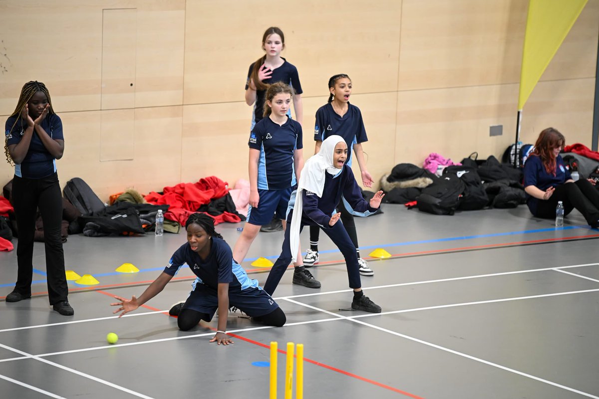KiMcGuinness's tweet photo. It’s the Wear-Tyne derby on Sunday and it’s going to be huge. I can't wait!

Ahead of the big day, we’ve launched Together Through Sport. @NU_Foundation and @SAFCFoL are coming together along with other sports to make sure local kids across the region have access to sports sessions and holiday camps 

We're matching any donations through our Region of Sport fund and the sporting foundations are doing the same so we can triple our impact 🎉

Donate £5 by texting TOGETHERFIVE to 70085