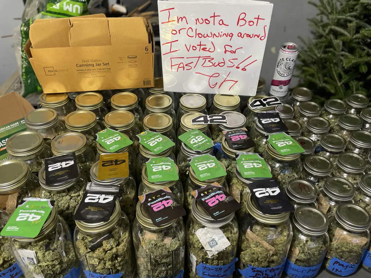 Fast_Buds's tweet photo. @Capulator1 @HumboldtSeedCo #IamNotaBot #IvotedforFastBuds by Billhoppy Discord https://t.co/EUDk21n1BW