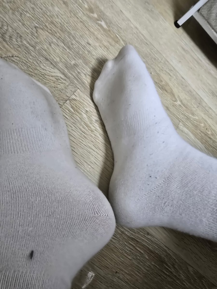 날도 추운데 발걸레들 자지갑 벌리러ㄱㄱ
발톱때,먼지,각질 제거 열심히 할 상납노예만ㄱ
open.kakao.com/o/sZ8HkrQh
#풋섭 #상납 #ATM #자지갑 #능욕 #발걸레 #발닦개 #남자발 #발냄새 #흰양말 #풋돔 #ㄱㅇ