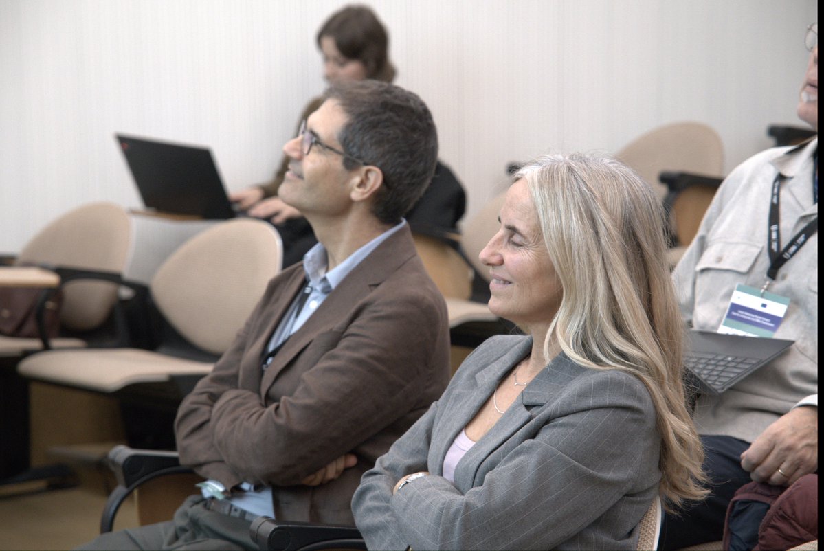 lispolis_'s tweet image. 🚀 A Lispolis marcou presença no lançamento do Digital Campus no âmbito do projeto UNITE WIDENING, que reúne 9 universidades e 13 parceiros europeus e do qual fazemos parte.
O destaque do evento foi a apresentação da plataforma AGORA - agora.unite-university.eu/event/digital-….