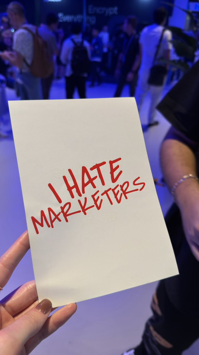 Kseniia Baziian tweet media