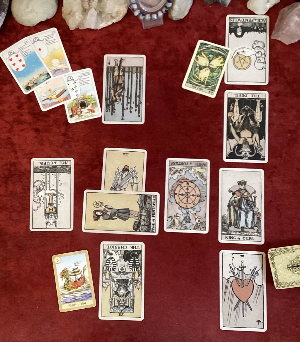 こはる★タロット こはる@本気占い🔥タロット100枚引き/占い師独立養成講座