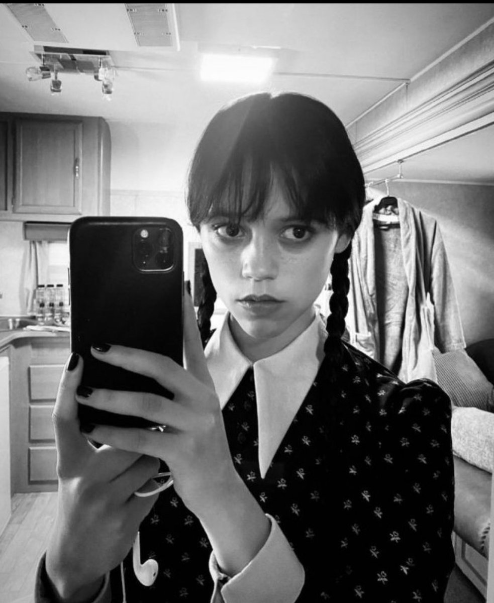 loveall678's tweet photo. #viral #JennaOrtega https://t.co/G96h8W7SDa