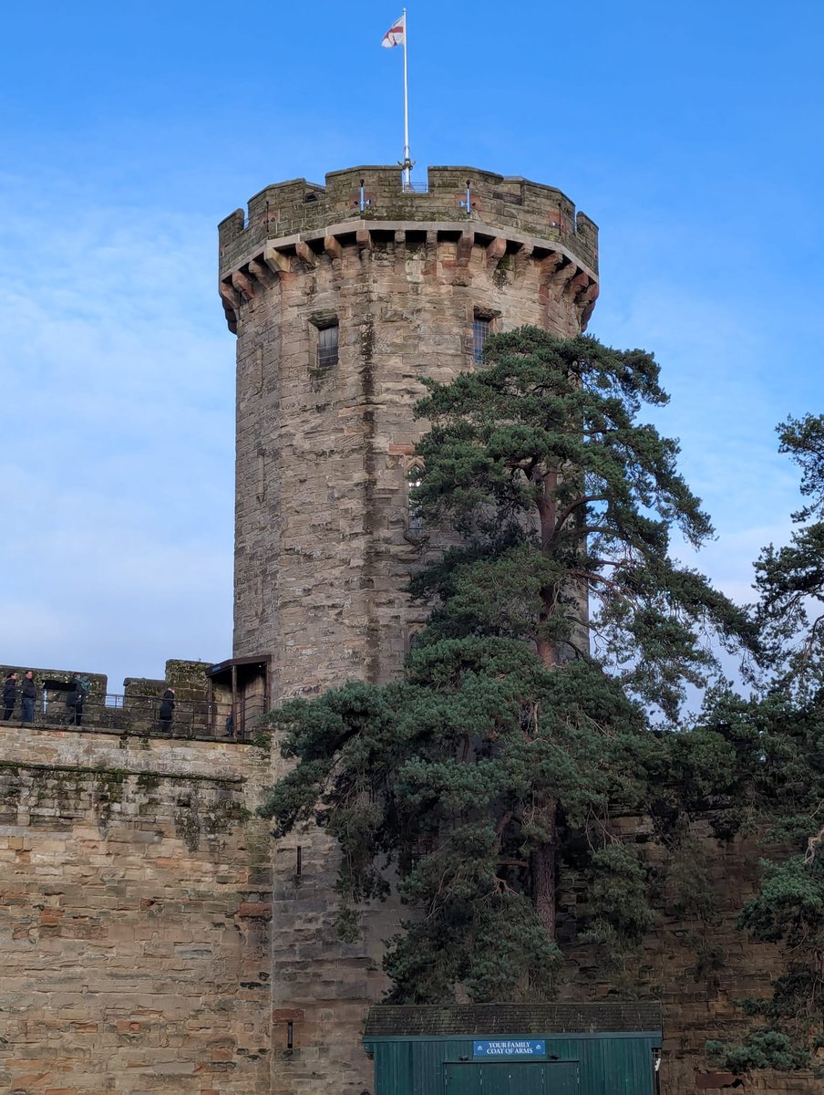 Quick sum-up after yesterday's jaunt up Guy's Tower at #WarwickCastle. With your help, have solved the first part of the next clue (the 'where'). Still need to crack the second part (the 'when')...