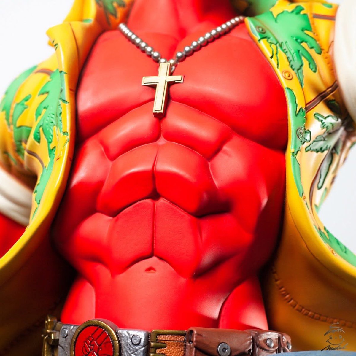pro_fig's tweet photo. Hellboy high 93cms. New style of him with skull, octopus and gun. Also Hawaii shirt too . #hellboy #statue https://t.co/fMyqSA75w5