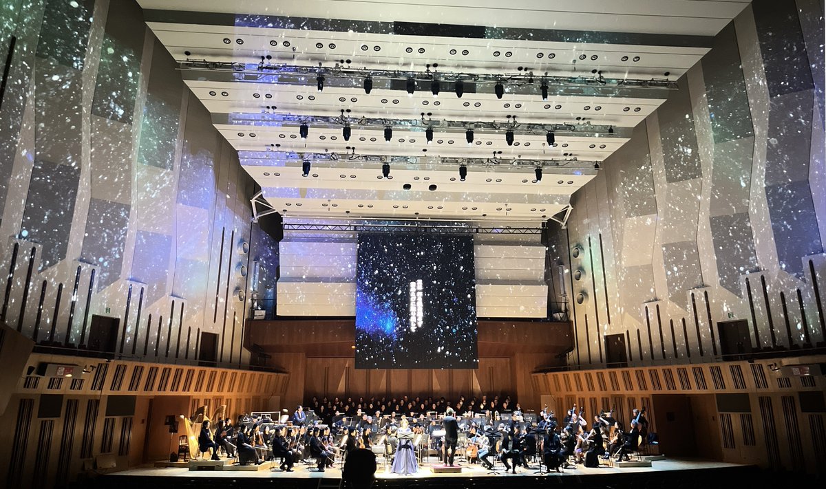 YNSO_Official's tweet photo. 12/13（土）14（日）東京芸術劇場での東京二期会のベルリオーズ「ファウストの劫罰」に出演します。
フランスの鬼才パスカルが指揮し、二期会の歌手たちが共演。上田大樹の映像、喜多村貴の照明によるセミ・ステージ形式でお届けします。
当日券は各日12:30から販売。
https://t.co/oRs3d2h1Pj
#読響 https://t.co/XR2nkxRJlr