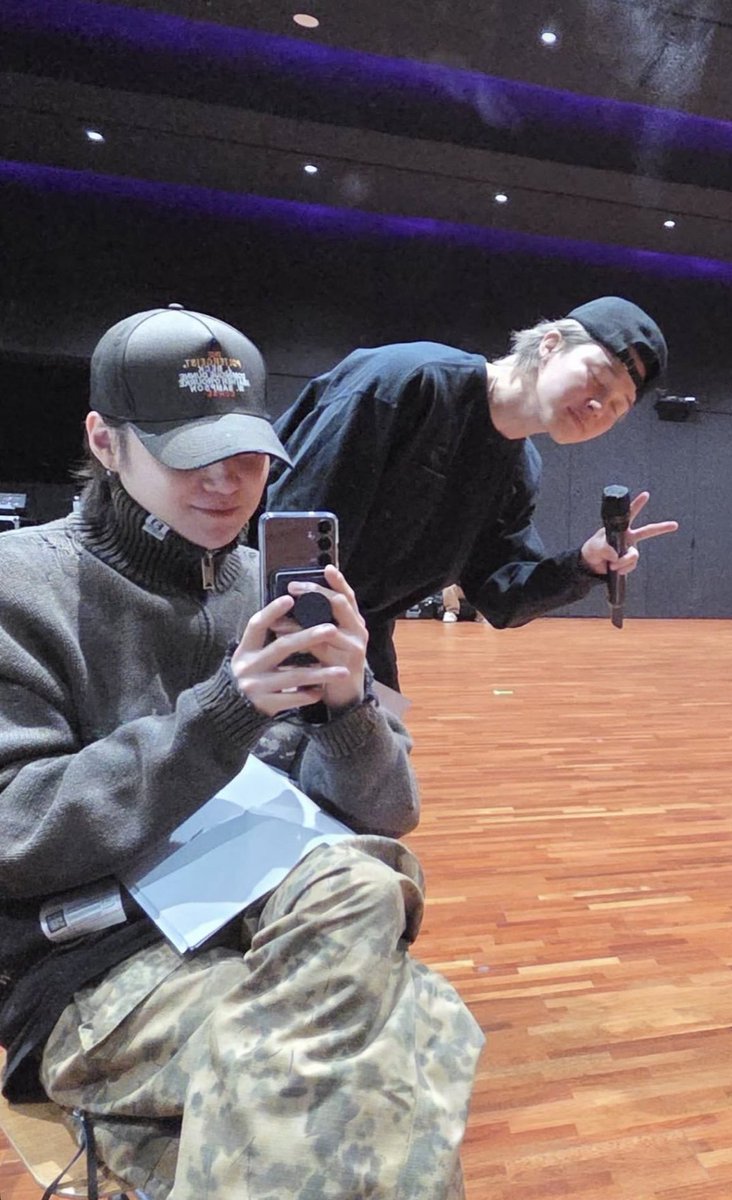 HADIRIN PENGIKUT YOONMIN YANG BERBAHAGIA—