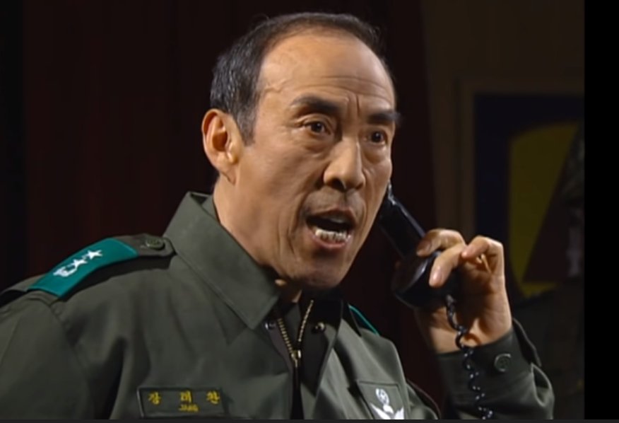 이상하게 올해는 날짜가 바뀌었는데도 아무도 언급이 없어서 내가 함