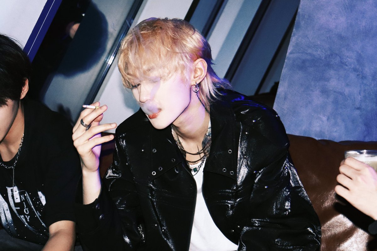 HezhongXingkong's tweet photo. 《Piña Colada》
12.15 20:00
Shawty let’s making love…#PiñaColada https://t.co/I3Ty2T1LED