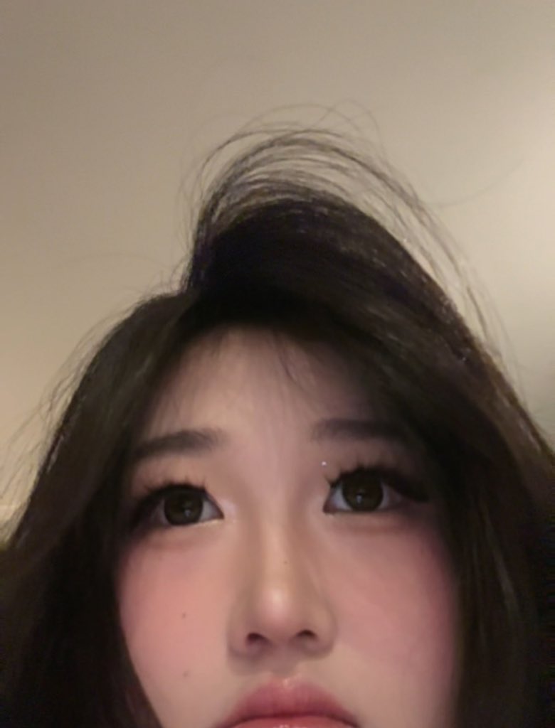 真正的冷脸萌 嗯呢