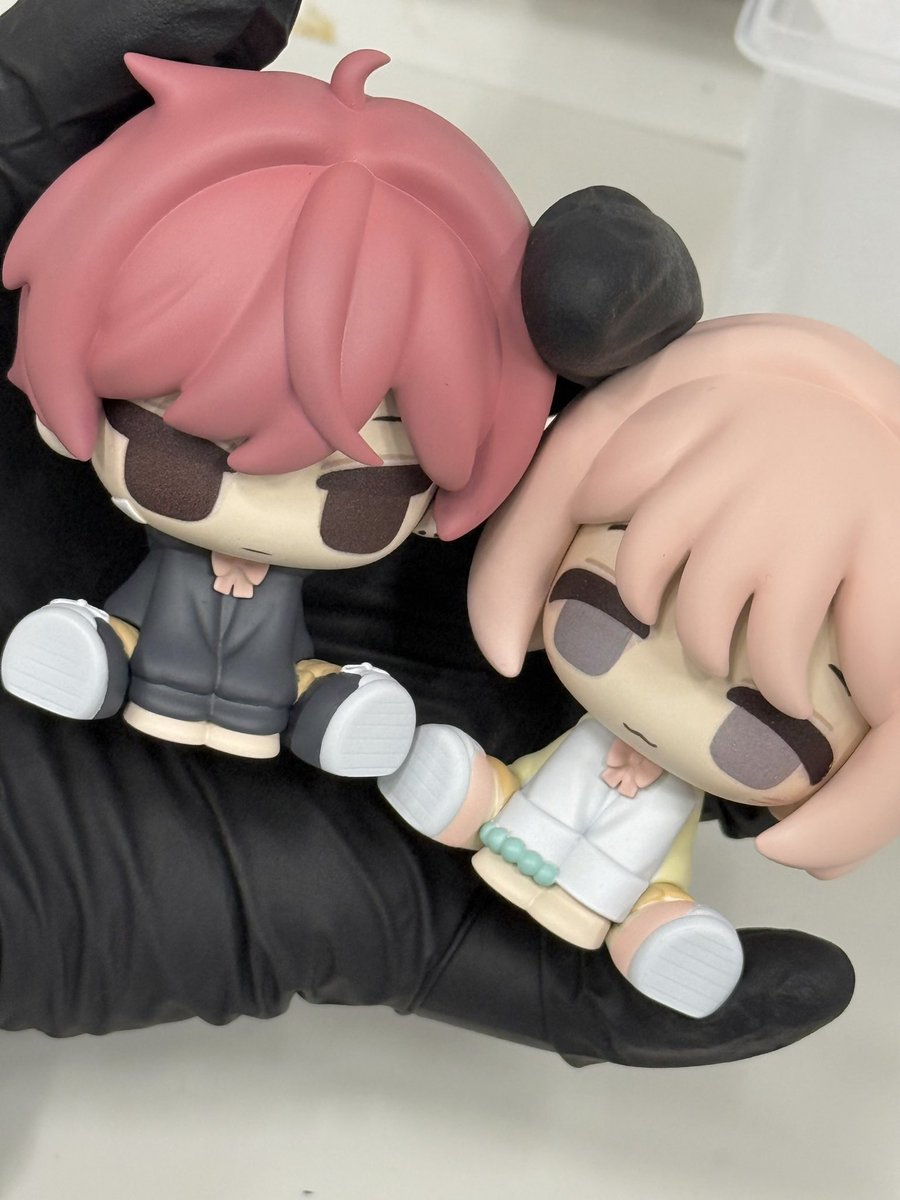 진행한 아이들 사진 올려두어요🥰 같은 디자인으로 한개씩 복제하여 총 네개 제작했습니다!