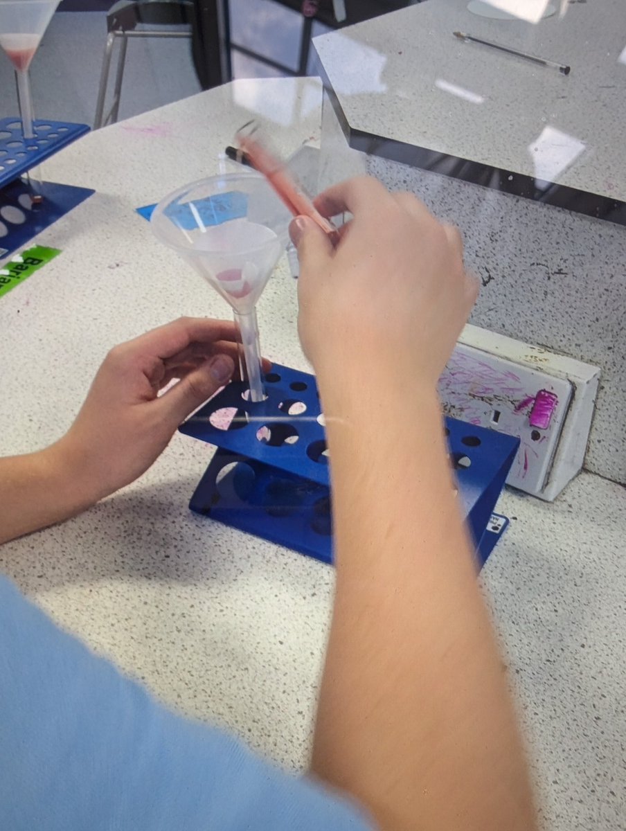 _VictoryPark_'s tweet image. Year 11 this week have been looking at DNA and genes. They worked on extracting DNA from a banana in their practical investigations this week. #ks4biology #ks4science #appliedscience #ks4appliedscience #vpa