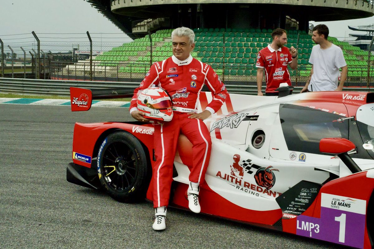 ThalaAjith_FC's tweet photo. Classy AK 😎🫶

#AjithKumarRacing https://t.co/8VfMMa3zvU