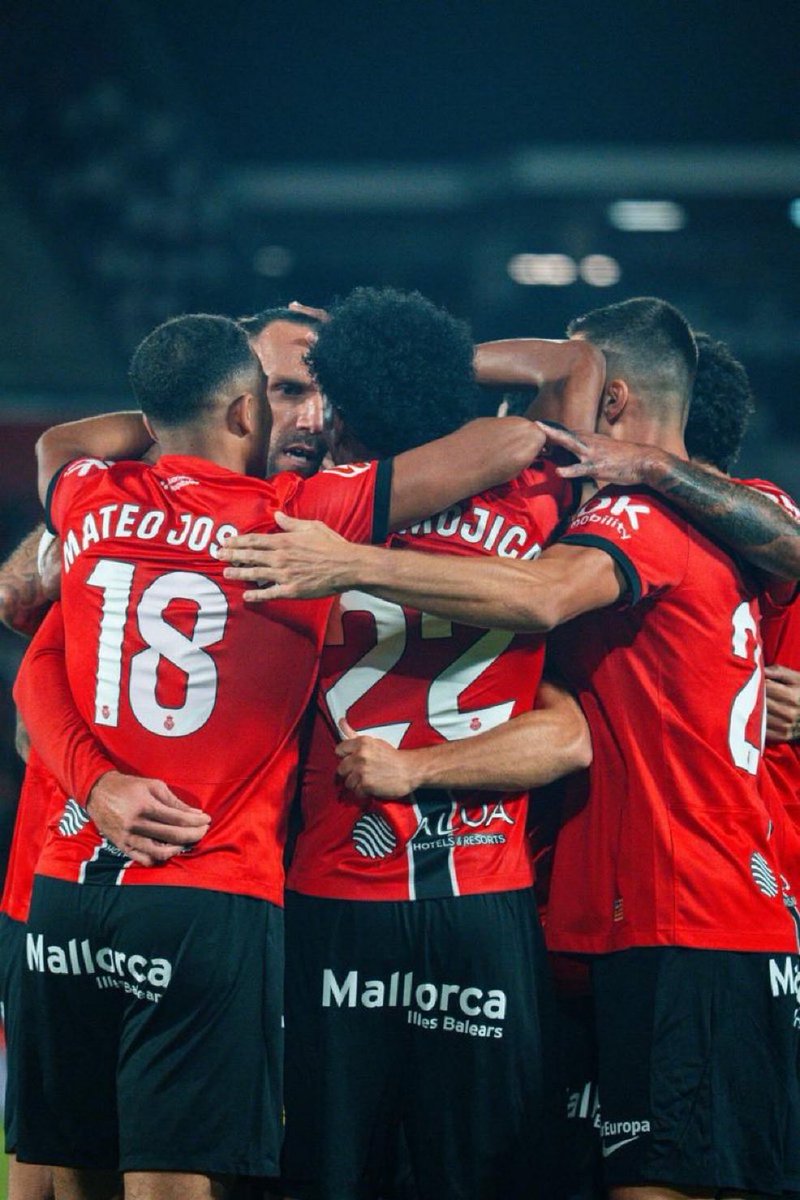 🔴 Sorteo express de una 𝐞𝐧𝐭𝐫𝐚𝐝𝐚 𝐝𝐨𝐛𝐥𝐞 para el <a href="/RCD_Mallorca/">RCD Mallorca</a> 🆚 <a href="/elchecf/">Elche Club de Fútbol</a> 👇

Como participar en el sorteo ⤵️

1️⃣ Seguir a <a href="/lazonadiez/">La Zona 10</a> en X
2️⃣ RT a este tuit

Puedes participar hasta las 18:30 horas de hoy 12/12/25.