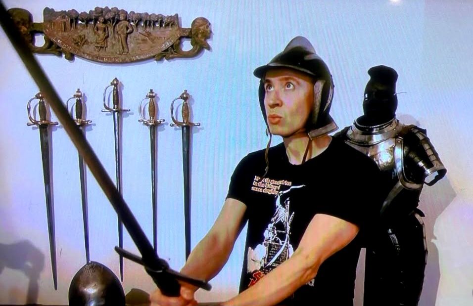 I am Fredrik Strage of the clan Strage. I was born in 1972 in the village of Linköping on Rusthållaregården in the hood of Skäggetorp. And I am immortal. 
You can see me swing my trusty longsword in the latest episode of "Saker och ting" on <a href="/EFNTV/">EFN Ekonomikanalen</a> 
youtube.com/watch?v=V0gdit…