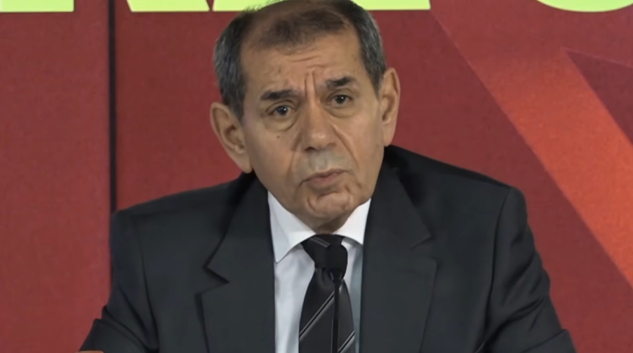 Dursun Özbek: "Maç pozisyonları hakkında konuşuyorsun! Yayıncı kuruluşa, Galatasaray lehinde yorum yaptıkları için sopa gösteriyorsun! Basın toplantısı yapıp sadece Galatasaray konuşuyorsun! Bir de tarafsız olduğun zannediyorsun! Buna nasıl inandığını merak ediyorum!"