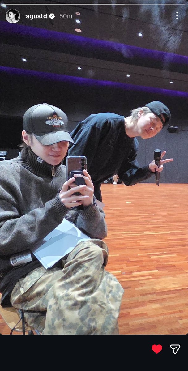 daisy_filter's tweet photo. Munculnya 12.12 bangettt kakkk
Yaampunnn
Luv luvv min yoongi https://t.co/5VHkOyGHhI