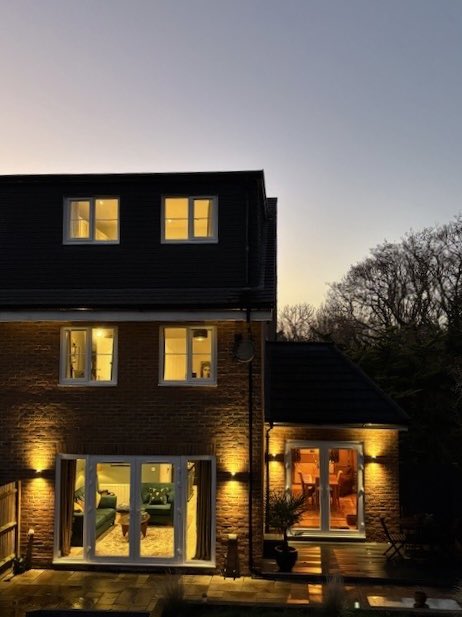 Stunning Family home in St Leonards. Call 📞 01424 444100 for more details