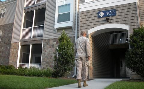 The Pentagon will boost housing allowance rates for service members by an average of 4.2% on Jan. 1, the Defense Department announced Thursday.
buff.ly/KTSUH35