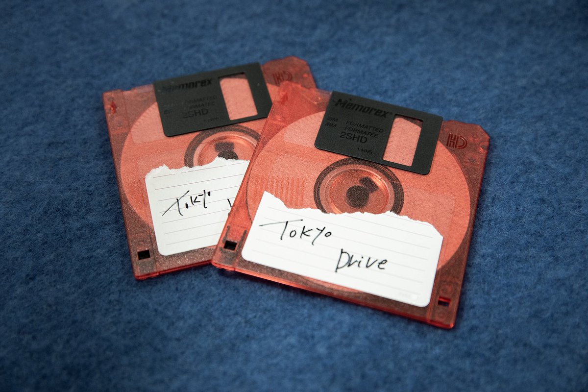 BLOCKB_JAPAN's tweet image. 🚥2026 ZICO LIVE : TOKYO DRIVE

ZICO(ジコ) 8年ぶりの日本公演
チケット先行締切まであと2日⚠️

当先行にてお申し込みいただいた方の中から抽選で2名様に、ZICO直筆手書きフロッピーディスクをプレゼント🎁

ぜひお見逃しなく❗️

🗓️2026年2月7日 (土)
⏰OPEN 17:00 / START 18:00 
 📍Keio Arena…