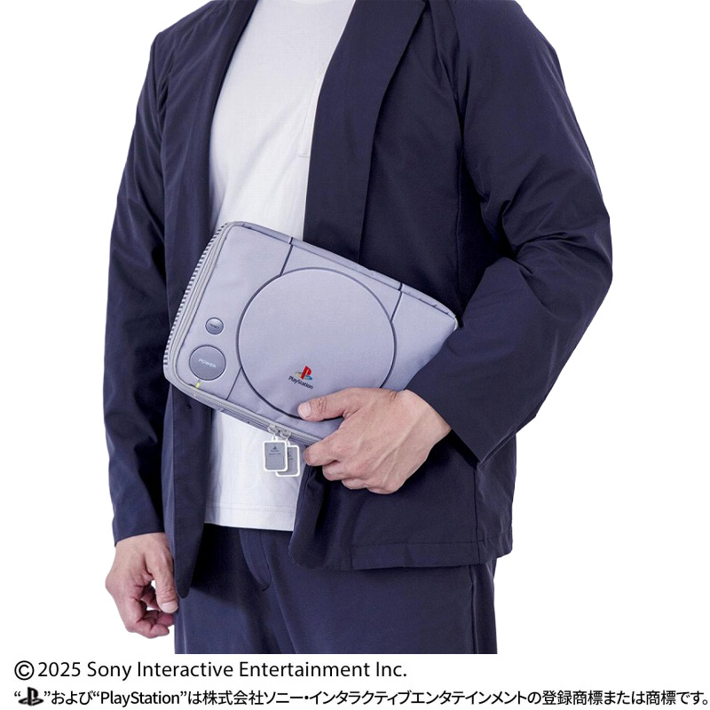新着》初代PlayStation™の原寸大マルチケース付きBOOK New ver