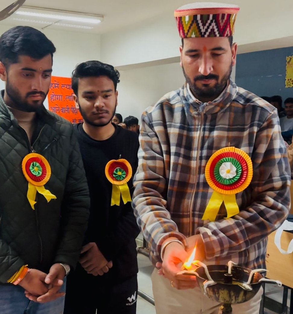 abvphp's tweet photo. अखिल भारतीय विद्यार्थी परिषद, मंडी महाविद्यालय इकाई द्वारा डॉ. बी.आर. अंबेडकर जी की पुण्यतिथि (सामाजिक समरसता दिवस) के उपलक्ष्य पर संगोष्ठी का आयोजन किया गया, जिसमें प्रदेश संगठन मंत्री श्री धनदेव ठाकुर विशेष रूप से उपस्थित रहे। https://t.co/Gzmm3EYljx