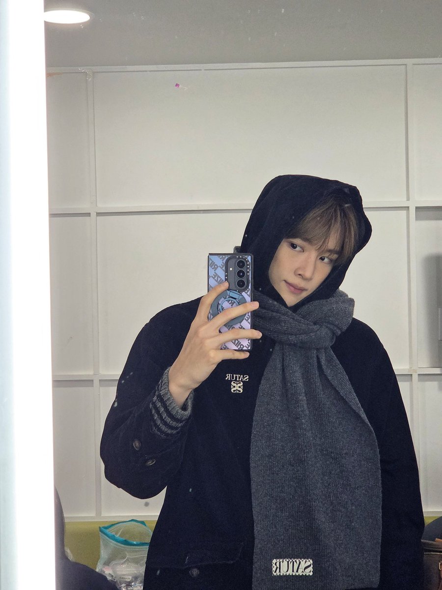 ขอมือหน่อยได้ไหมอากาศหนาวหนาวไม่ชอบเลย