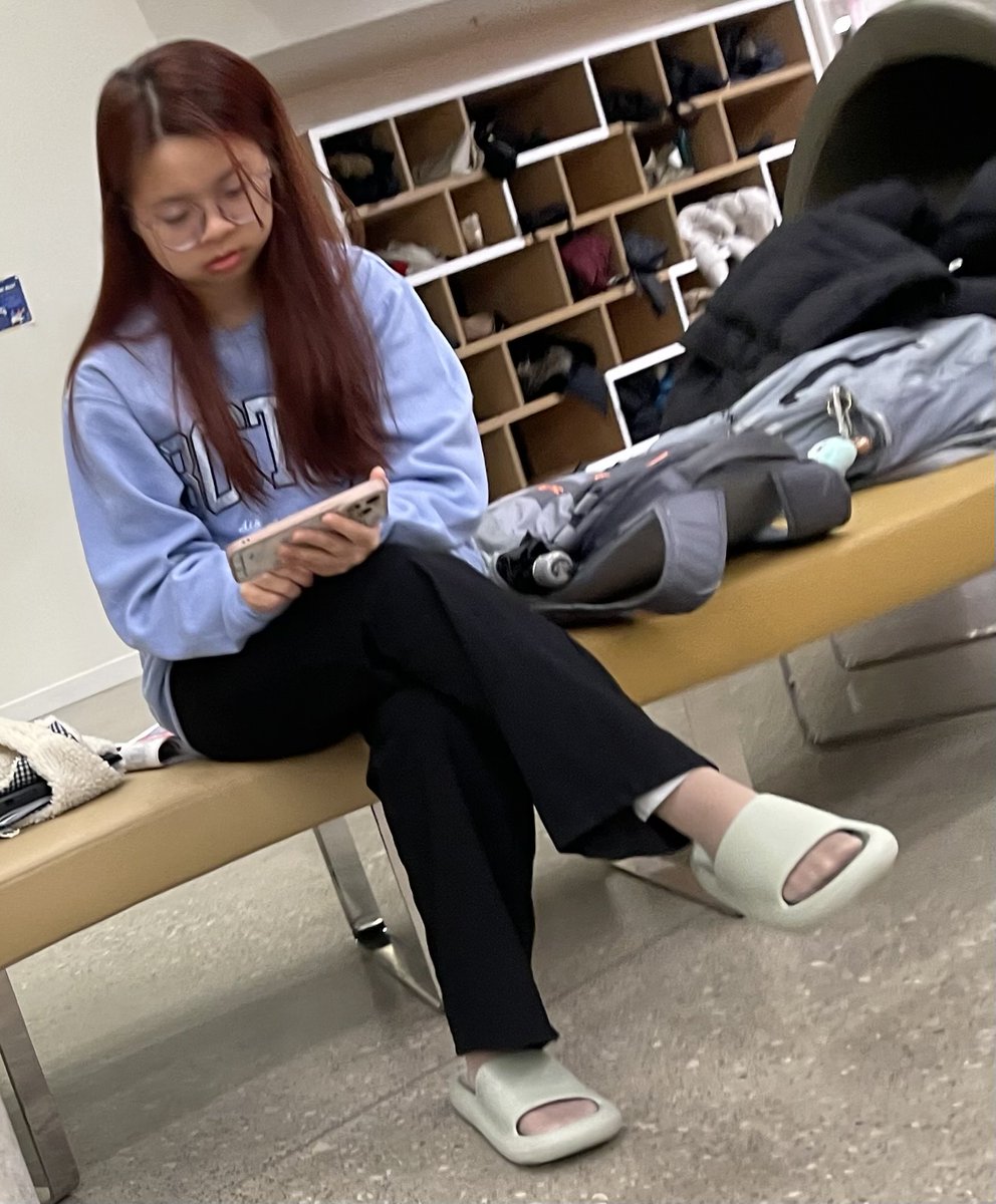 PantyhoseWatch tweet media