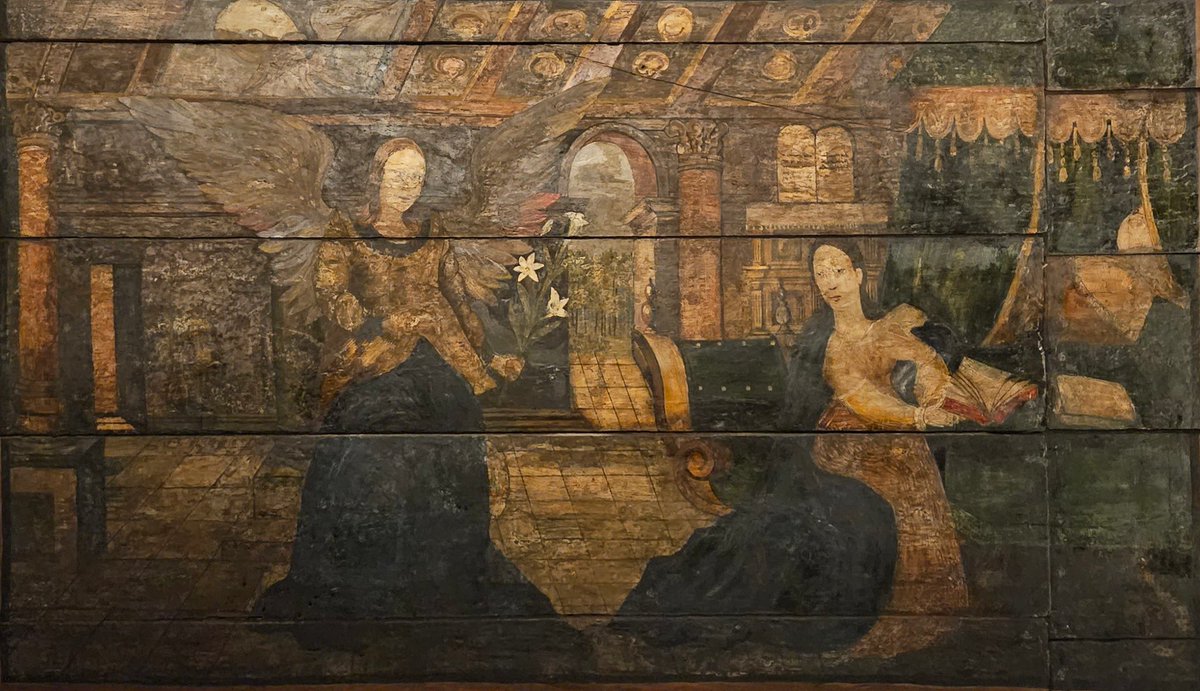 The most human and female of #AdventAngels in an elegant Annunciation scene of 1626, part of a rosary sequence painted on the attic roof boards of Provost Skene's House, Aberdeen. It's considered the most important surviving cycle of Early Modern religious paintings in Scotland.