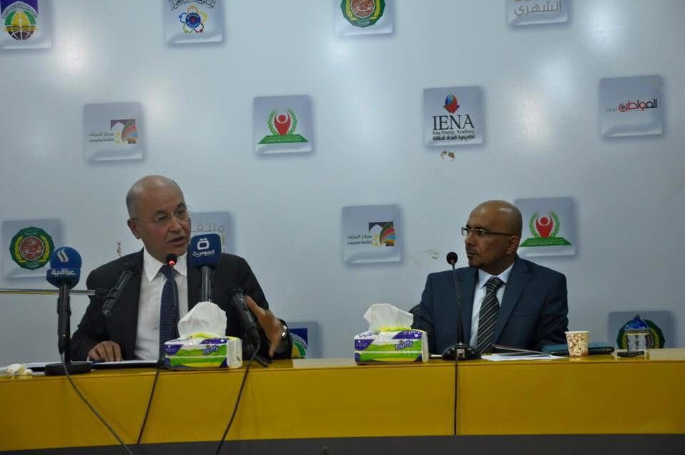 يبارك ملتقى بحر العلوم للحوار لفخامة رئيس الجمهورية السابق الدكتور برهم صالح ترشيحه مفوضا لشؤون اللاجئين في الامم المتحدة، وهو استحقاق عراقي لشخصية رفعت شعار الدفاع عن الانسان وكرامته، املين ان يحظى هذا الترشيح بمصادقة الجمعية العمومية وداعين للدكتور برهم التوفيق والنجاح في مهامه