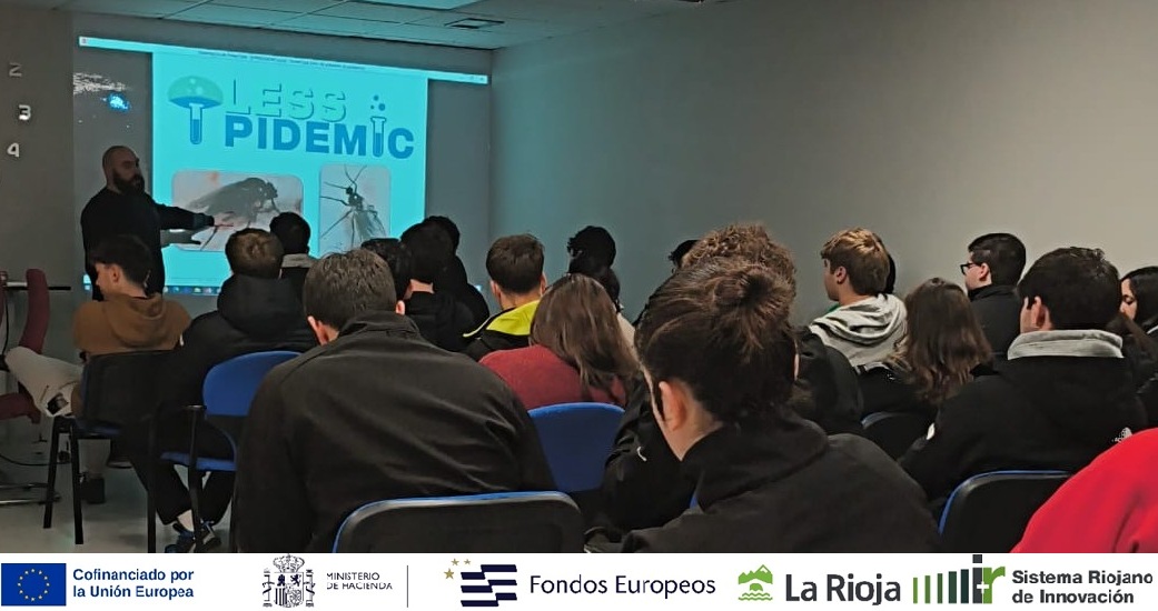 Ayer, alumnos de la <a href="/unirioja/">Universidad de La Rioja</a> visitaron las instalaciones del CTICH para conocer un poco mejor el cultivo del #champiñón. También se les informó de los distintos proyectos que se llevan a cabo, entre ellos el proyecto LESSPIDEMIC