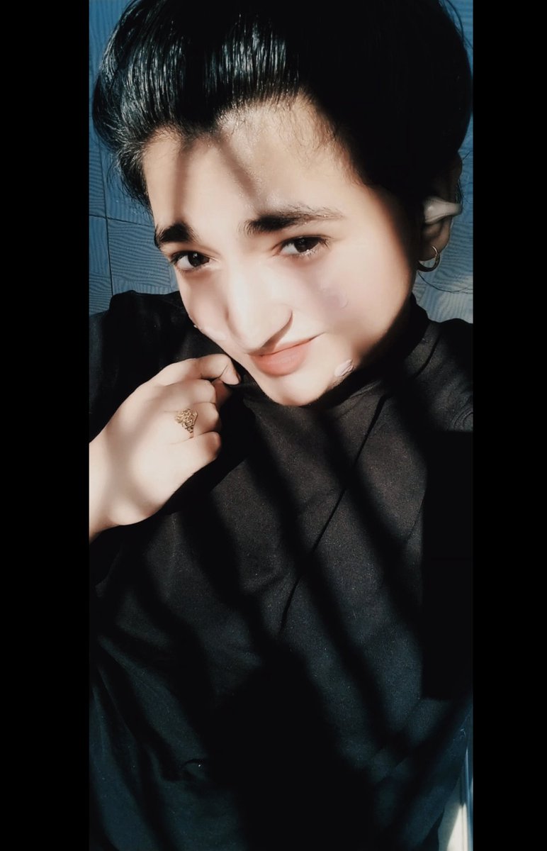 SuchiSSharmin's tweet photo. My feelings have become somewhat like pimple patches – I can't tell when they're coming or going, I just keep sticking them on. 😜 https://t.co/dDsORNm50S