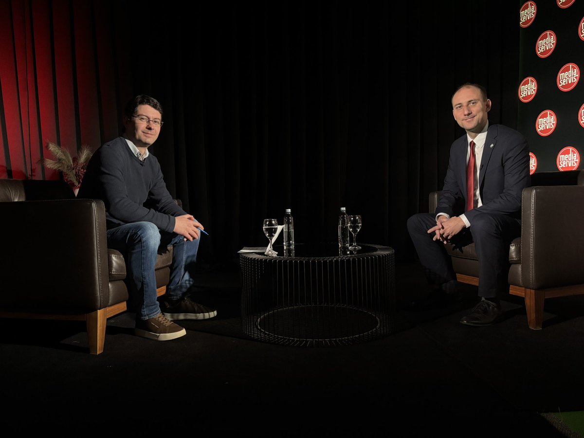 O gradskom proračunu za iduću godinu, analizi godine na izmaku i planovima na naredno razdoblje u Intervjuu <a href="/MediaservisRH/">Media servis</a> govori predsjednik zagrebačke Gradske skupštine <a href="/MisicMatej/">Matej Misic</a> <a href="/sdpzagreb/">SDP Zagreb</a> 🎙️📻📸🎥 #intervjutjedna #mediaservis #istinakojojvjerujes #zagreb