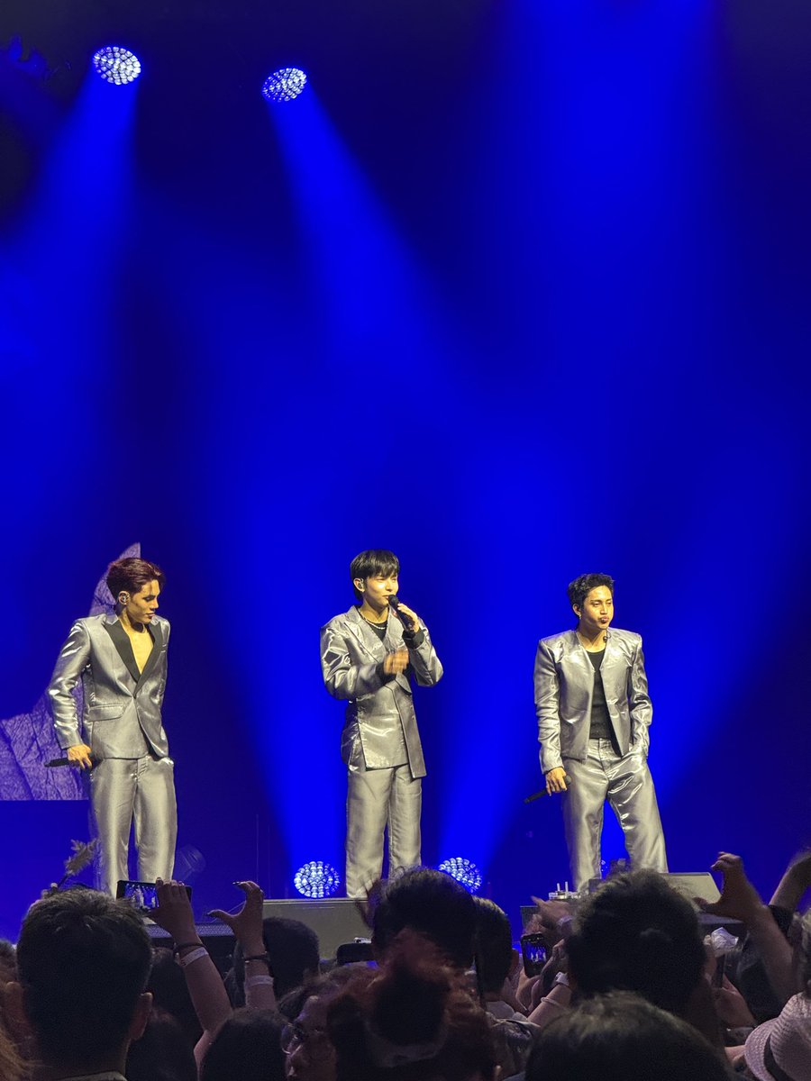 ja: yung mga taga new zealand lagi silang okay
stell: bakit naman
ja: pagtinanong mo “kamusta ka?” sagot nyan “auckland(okay lang)” 

🥲🥲🥲🥲
bakit kaya s’ya bias ko ??? 🤣🤣