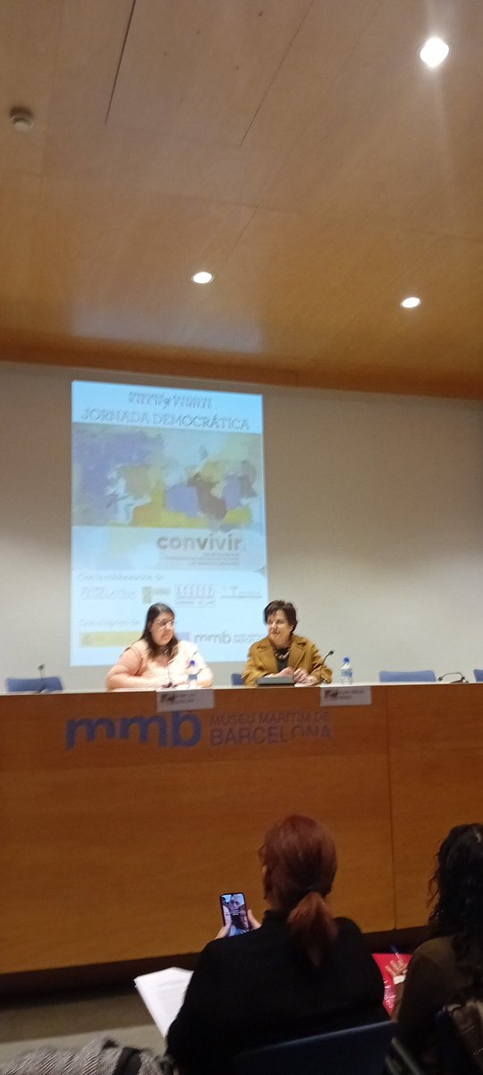 ASalutiFamilia's tweet photo. Iniciamos la #jornadademocrática al @MuseuMaritim mujeres en diálogo https://t.co/G9QHl0X2bI