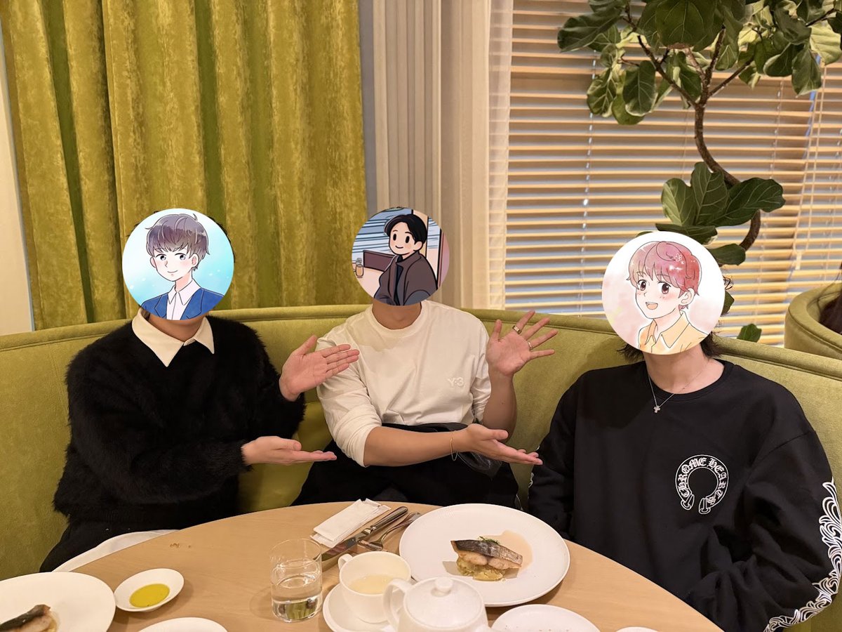 yt_map's tweet photo. 元受講生の2人がパスタの誕生日会を開いてくれました！@YU_PDY @keitaro_VSEO
業務用マイク界のロールスロイス、ノイマンのU87Aiをプレゼント頂きました☺️

僕はスピーカーにはお金を掛けていて1000万円以上の物を使ってますが、逆に高級なマイクは1本も持っていなかったので、本当にちょうど欲しかったものです。大切に使います。2人のセンスがよすぎる。
