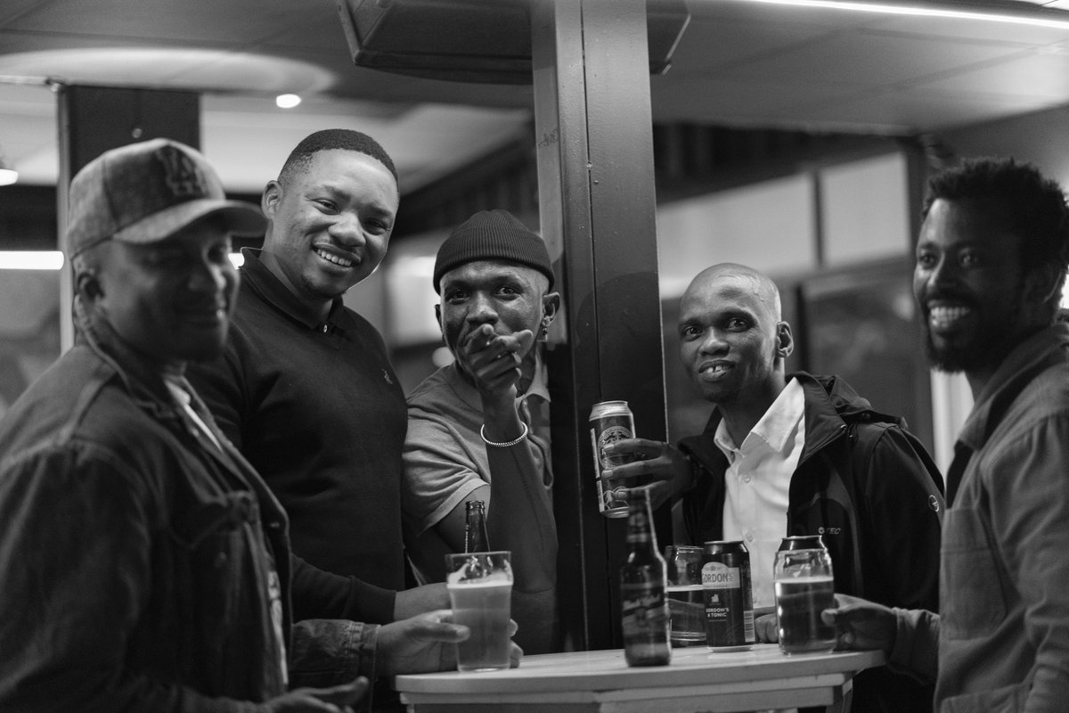 SkaftinLB's tweet image. We are having our last show of the year later today. Zwagalang re tlo ts’ehang one last time at our problems, restructure and make plans for next year.

#UnscriptedLaughs🎭🤣