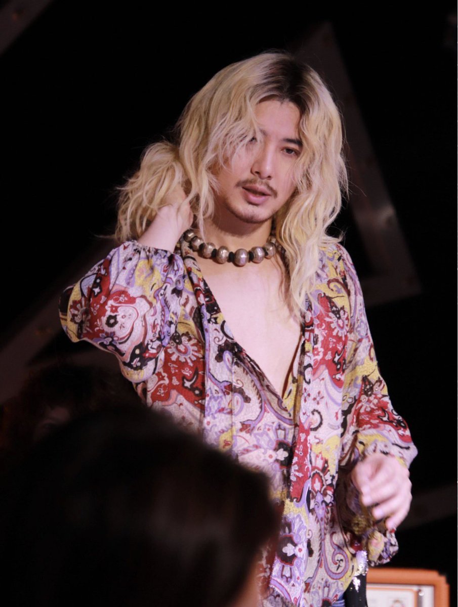 藤井風オフィシャルサイトのギャラリー🌟
美しい
#藤井風 #fujiikaze
#CasketGirl
fujiikaze.com/gallery/casket…