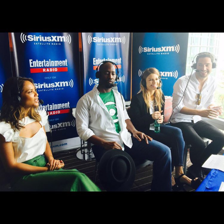 75Matthewvv's tweet photo. Lucifer cast before San Diego Comic Con 2015 πΏ
#LuciferNetflix
#LaurenGerman
#LesleyAnnBrandt
#DBWoodside
#TomEllis https://t.co/0JctfEfie7