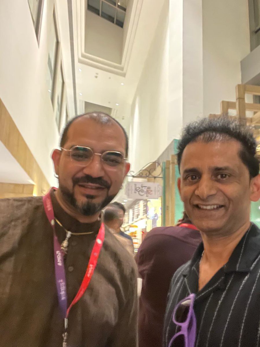 DirAyodhyakumar's tweet photo. glad to meet Mahavatar (Ashwin), director of Mahavatar Narasimha. Glad that you have brought animation back , many an animation friend are waiting for this event. loved the way you have made it … Inspiration 👍. #Mahavatarnarasimha #Mahavatar https://t.co/exN1nFlyPx