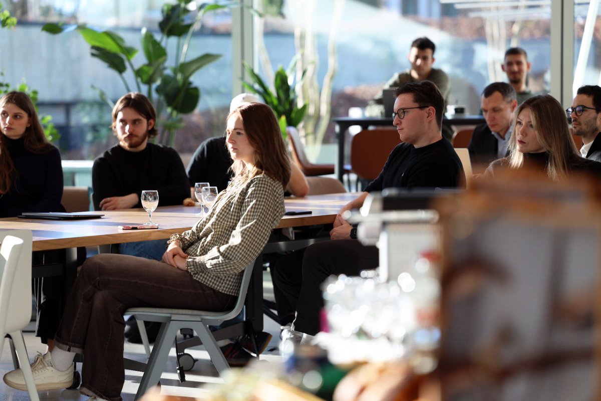 VenediktovaIV's tweet image. Had the pleasure of joining the Breakfast Meeting of the student association #SPF at @HSGStGallen. In a friendly atmosphere, we discussed Ukraine’s resilience, daily life during the war, and reconstruction. Thanks to the President of #SPF Kyra Dauwalder and all participants!